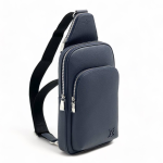 LV слинг синяя кожа тайга логотип в тон с большим передним карманом