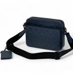 LV смессенджер синяя кожа теснение монограм