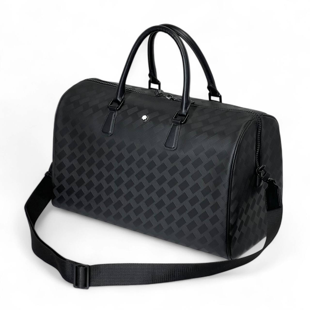 montblanc-dorozhnaya-sumka-iz-chernoj-tisnennoj-kozhi-malenkaya.png MONTBLANC дорожная сумка из черной тисненной кожи маленькая — изображение 1