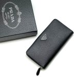 PRADA кошелек Taiga средний треугольный логотип по середине черный