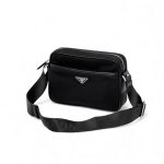 PRADА мессенджер с передним карманом на молниях, черный нейлон, с черной кожей по контуру