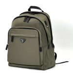 PRADA рюкзак нейлон темно-зеленый треугольный логотип