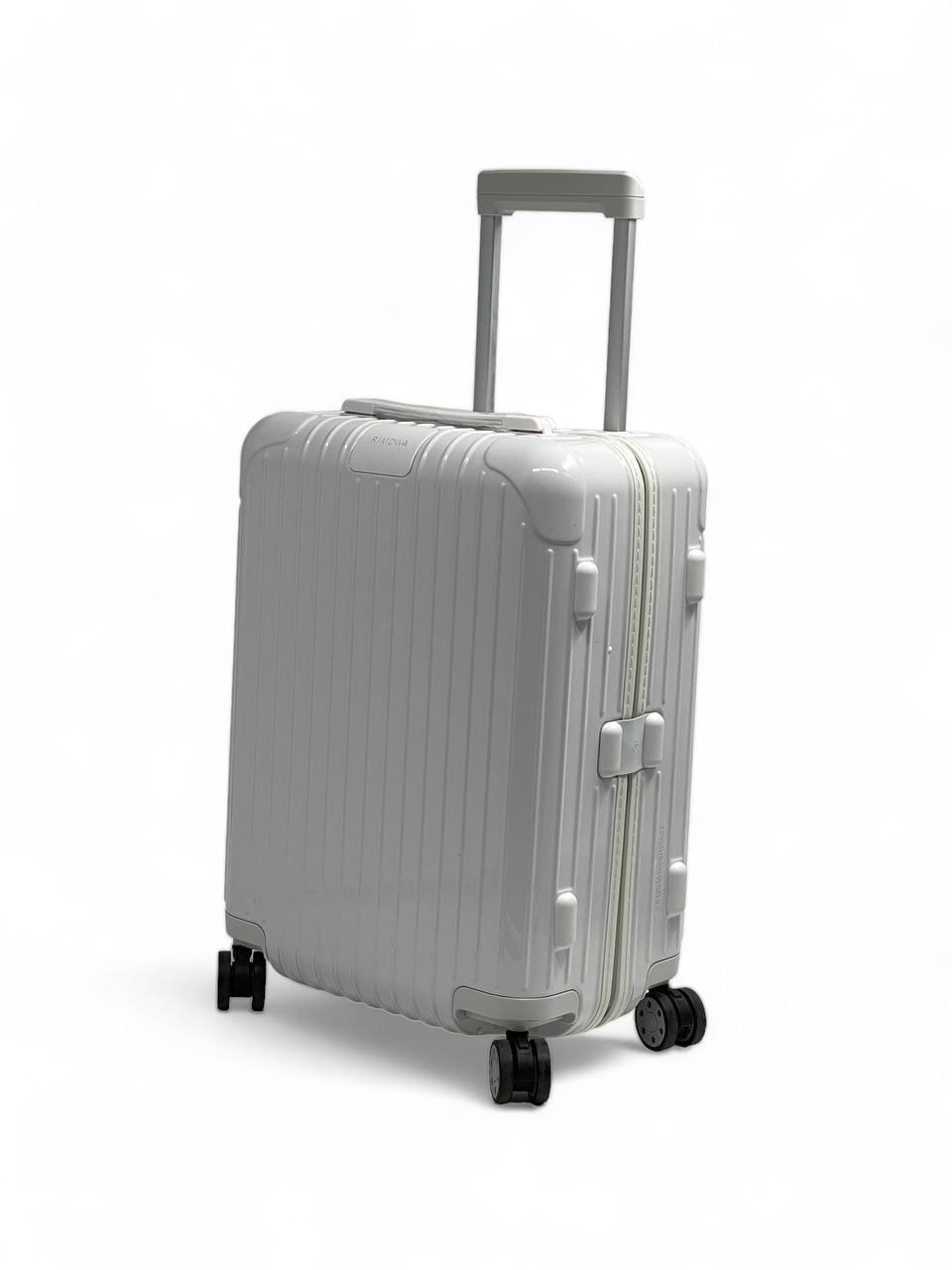 rimowa-50-sm-chemodan-plastik-belyj.jpg RIMOWA 50 см чемодан пластик белый — изображение 1