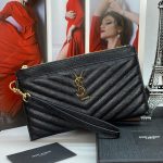 SL кошелек тонкий на молнии с ремешком и внешним карманом  из черной кожи caviar логотип YSL по центру из металла цвет золото