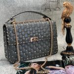 VALENTINO сумка с клапаном мятая кожа с шипами серая золото большая