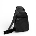 BV слинг черный теленок с наружным карманом на молнии