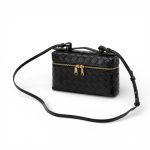 BV сумка черная кожа крупное плетение золото