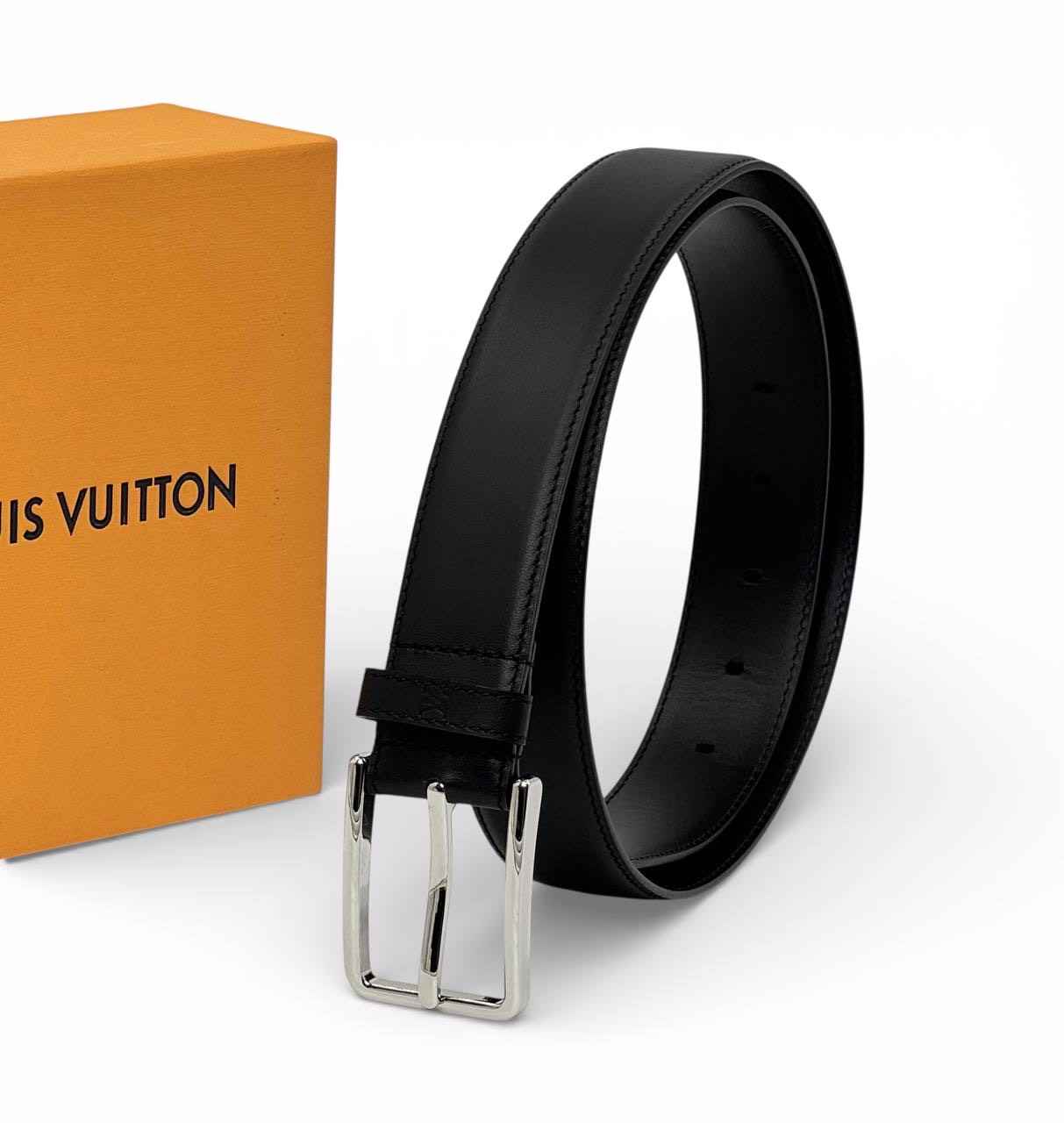 lv-remen-bryuchnyj-chernyj-gladkaya-kozha-serebro.jpg LV ремень брючный черный гладкая кожа серебро — изображение 1