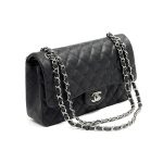 CHANEL сумка 2.55 кожа Caviar в клетку 25 см черная фурнитура серебро