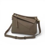 LOEWE Puzzle кожа того этуп  золото 24 см