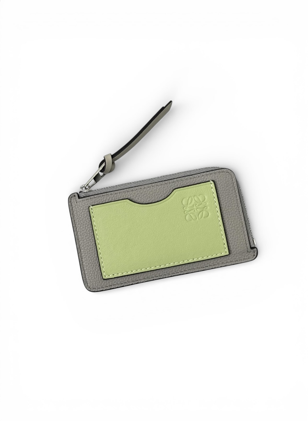 loewe-vizitnicza-na-molnii-seraya-s-zelenym-karmanom.jpg LOEWE визитница на молнии серая с зеленым карманом — изображение 1